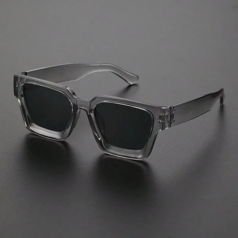 Unisex square frame