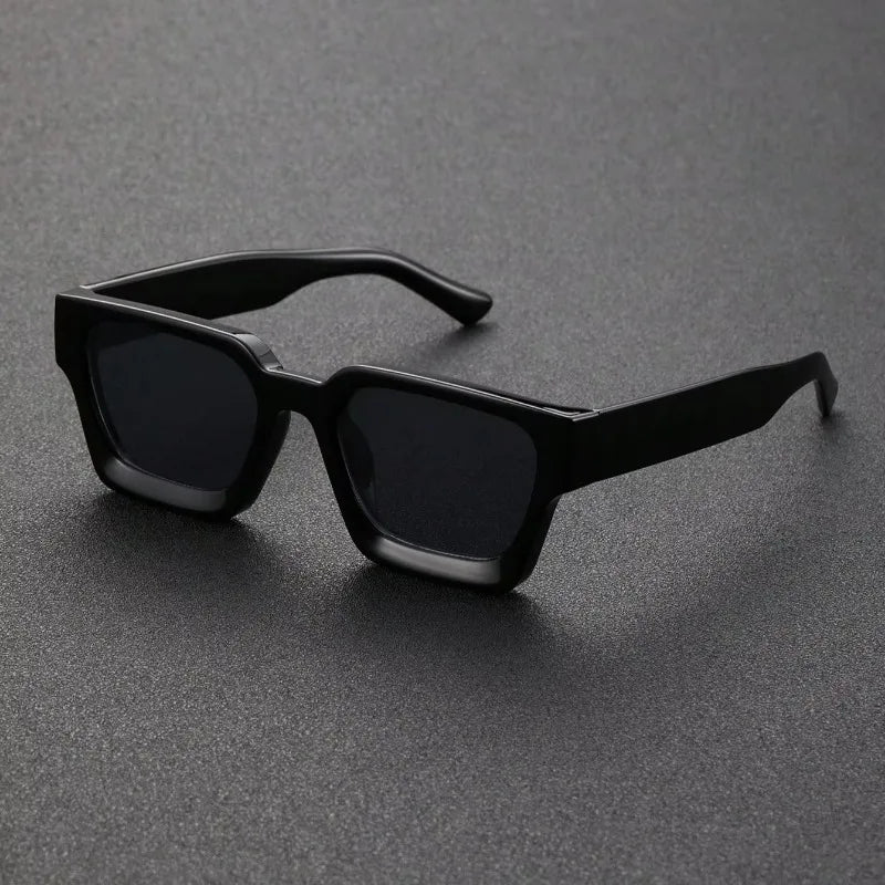 Unisex square frame